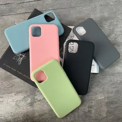 IPhone 11 Silicone Case Vintage Colors 