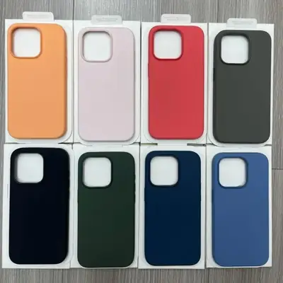 IPhone 13 Pro Silicone Case Vintage Colors 