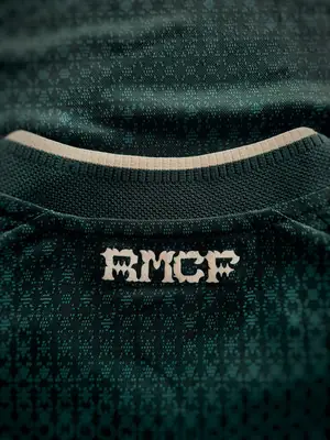 1 Pc Real Madrid New Jersey thumbnail 4
