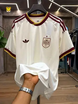 1 Pc Spain Lamine Yamal Jersey thumbnail 3