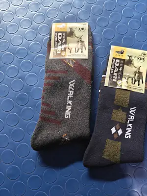 Men's Thermal Fleece Crew Length, Easy To Wear, Easy To Wash, Formal Wear Woolen Thermal Socks 12 thumbnail 4