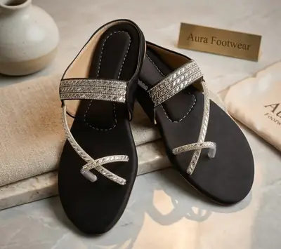Women's Synthetic Leather Fancy Flats thumbnail 3