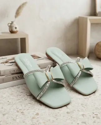 Women's Synthetic Leather Fancy Flats thumbnail 3