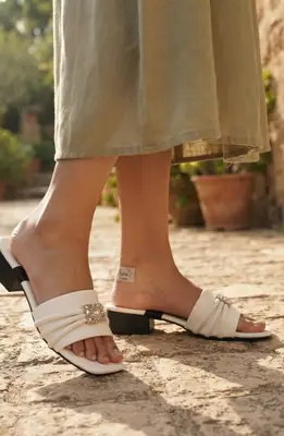 Women's Synthetic Leather Fancy Flats thumbnail 3