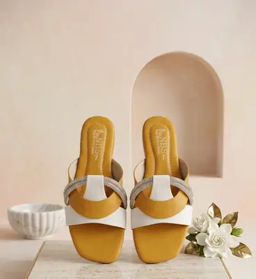 Women's Synthetic Leather Fancy Flats