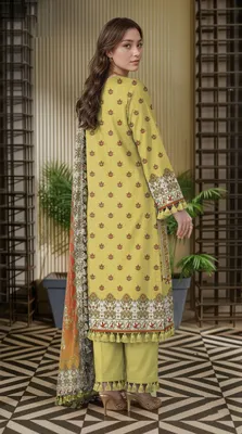 Golden Printed Lawn 3-Piece Suit Set thumbnail 2