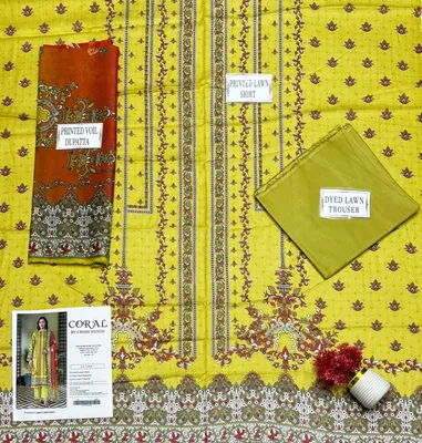Golden Printed Lawn 3-Piece Suit Set thumbnail 3
