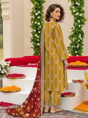 Golden Printed 3 Pcs Women's Lawn Suit thumbnail 2