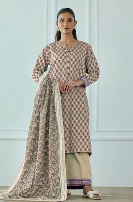 3 Pcs Women's Unstitched Printed Suit