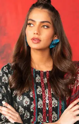 3 Pcs Women's Unstitched Printed Suit
