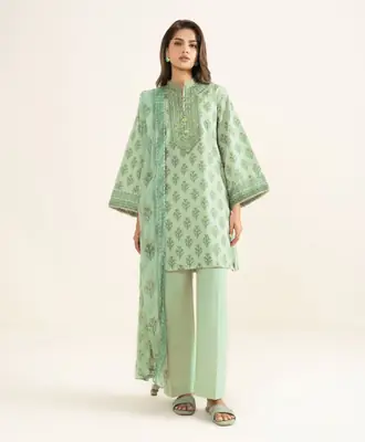 3 Pcs Women's Unstitched Printed Suit