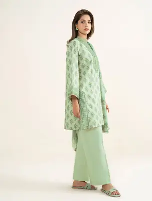 3 Pcs Women's Unstitched Printed Suit thumbnail 2