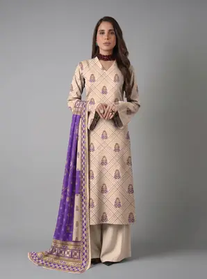 3 Pcs Women's Unstitched Printed Suit