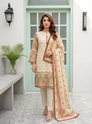 3 Pcs Women's Unstitched Printed Suit