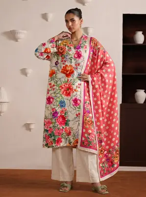 3 Pcs Women's Unstitched Printed Suit