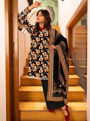 3 Pcs Women's Unstitched Printed Suit
