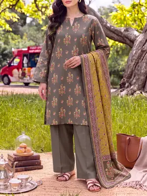 3 Pcs Women's Unstitched Printed Suit