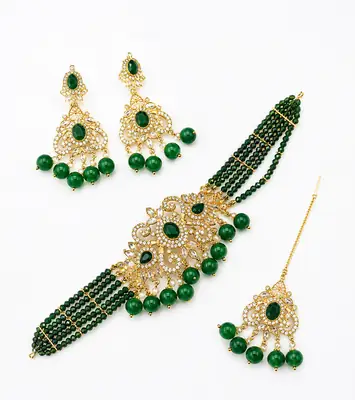 Modern Design Gold Plated Kundan Artificial Set