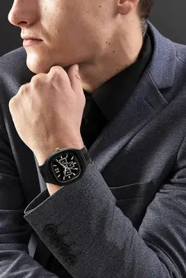Analogue Fashionable Watch For Men  thumbnail 4