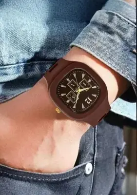 Analogue Fashionable Watch For Men  thumbnail 7