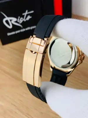Luxurious Rolex Men's Watch thumbnail 9
