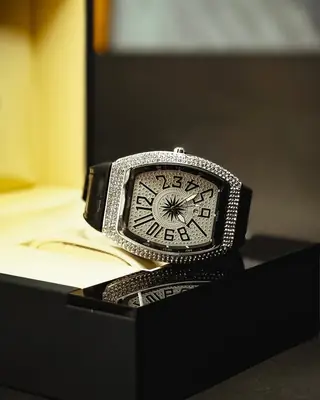 Diamond Stone Men's Luxury Fashion Watch, (Working Date & Premium Textured Strap) thumbnail 9