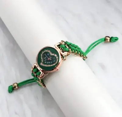 Heart Shaped Stylish Women's Bracelet Watch  thumbnail 8