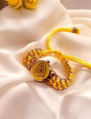 Heart Shaped Stylish Women's Bracelet Watch  thumbnail 8