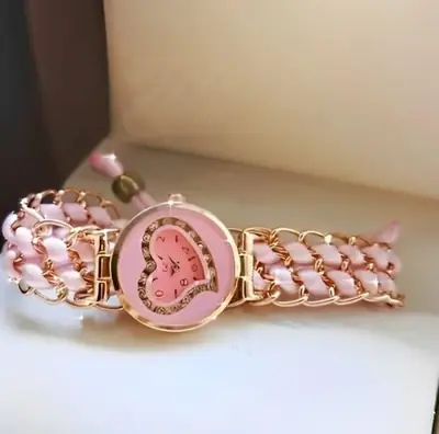 Heart Shaped Stylish Women's Bracelet Watch  thumbnail 9