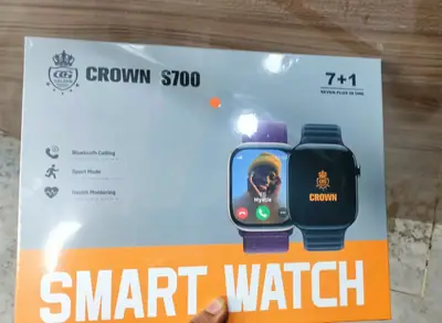 Crown S700 Smartwatch 7 Straps Box Gift Pack Wireless Call