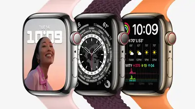 7 Stylish Bands With Series 11 Bluetooth Smart Watch Set