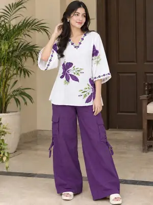 2 Pcs Women's Stitched Grip Printed Shirt And Trouser