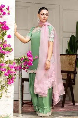 3 Pcs Women's Unstitched Hand Embroidered Suit(skf)