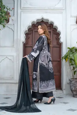 3 Pcs Women's Unstitched Printed Suit
