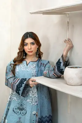 3 Pcs Women's Unstitched Printed Suit