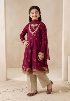 3 Pcs Girl's Dhanak Embroidered Unstitched Suit