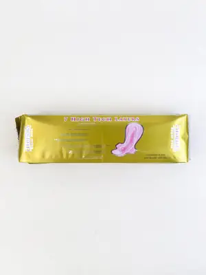 Cleopatra Super Plus Maxi Thick Sanitary Pads Pack of 10 thumbnail 3