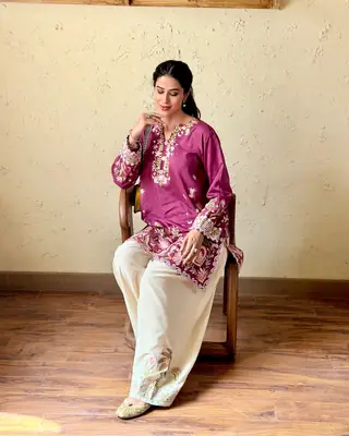 3 Pcs Women's Stitched Cotton Embroidered Suit