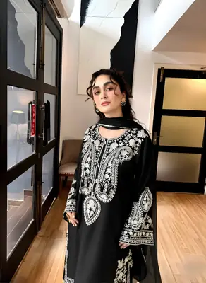 3 Pcs Women's Stitched Linen Embroidered Suit thumbnail 4