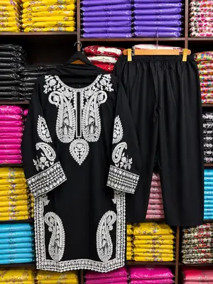 3 Pcs Women's Stitched Linen Embroidered Suit thumbnail 7