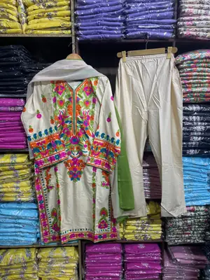 3 Pcs Women's Stitched Linen Embroidered Suit thumbnail 7