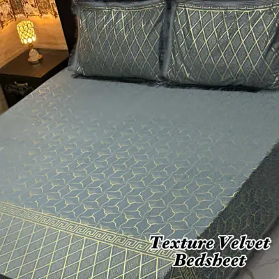 3 Pcs Velvet Textured Double Bedsheet