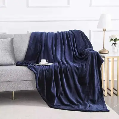 Elegant & Stylish Fleece Plain Double Bed Blanket thumbnail 4