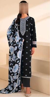 3 Pcs Women's Unstitched Embroidered Suit