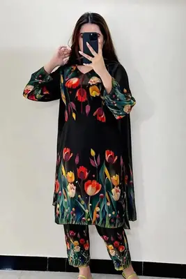 3 Pcs Women's Unstitched Printed Suit