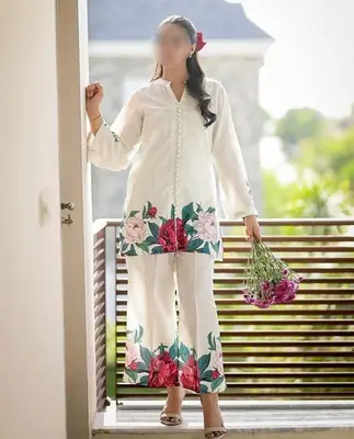 3 Pcs Women's Unstitched Printed Suit