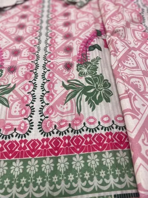 Pink Digital Print Lawn 2-Piece Kurta Set thumbnail 5