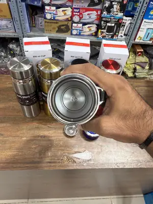ArcticFlow Luxury Vacuum Stainles Steel Bottle | Hot & Cold Performance | 800 Ml thumbnail 3