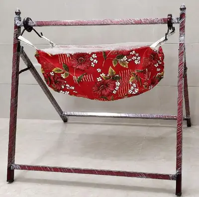 Baby Swing Cholngi With Heavt Guage Frame Including Cloth thumbnail 2