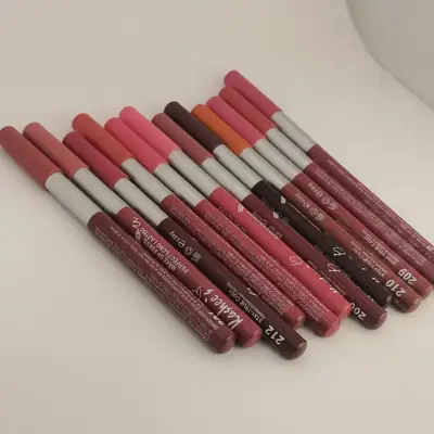 High Pigmented Lip Pencil thumbnail 2
